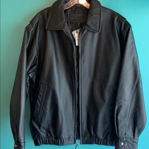 Vintage Black leather bomber jacket